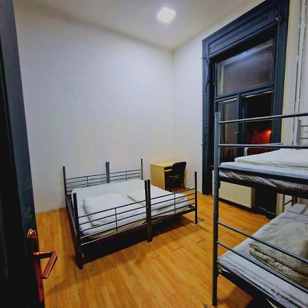 Casa Centrico Hostel บูดาเปสต์ ภายนอก รูปภาพ
