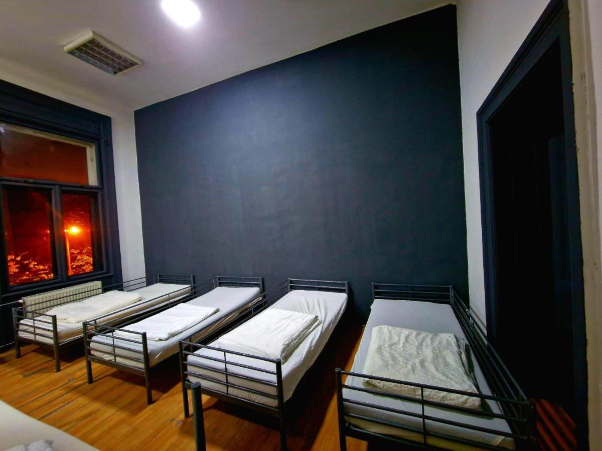 Casa Centrico Hostel บูดาเปสต์ ภายนอก รูปภาพ